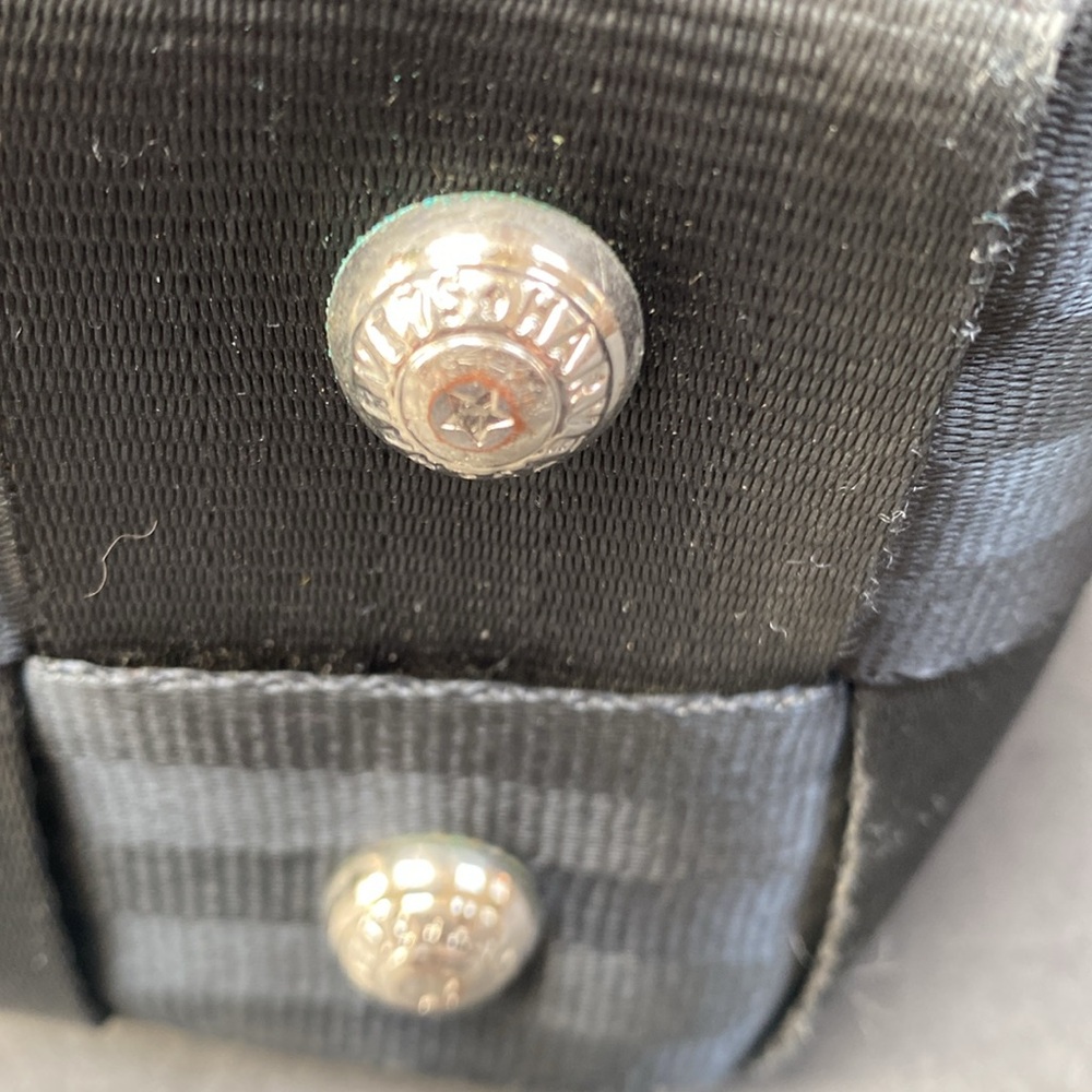 Harvey seatbelt purse Preloved - Picture 10 of 11